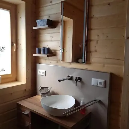 Ferienblockhaus 1 Hoelle Nyaraló