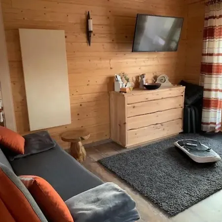 Ferienblockhaus 1 Hoelle *